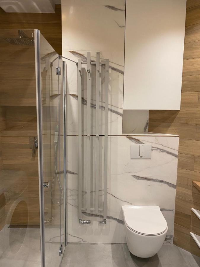 Family & Business Elegant Apartments Ventus IX Wiekow- Centrum Downtown New! كيلتشي المظهر الخارجي الصورة