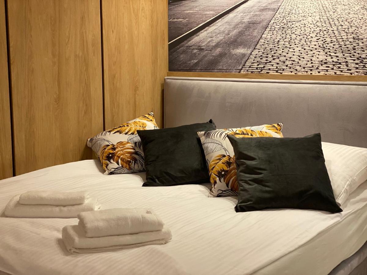 Family & Business Elegant Apartments Ventus IX Wiekow- Centrum Downtown New! كيلتشي المظهر الخارجي الصورة