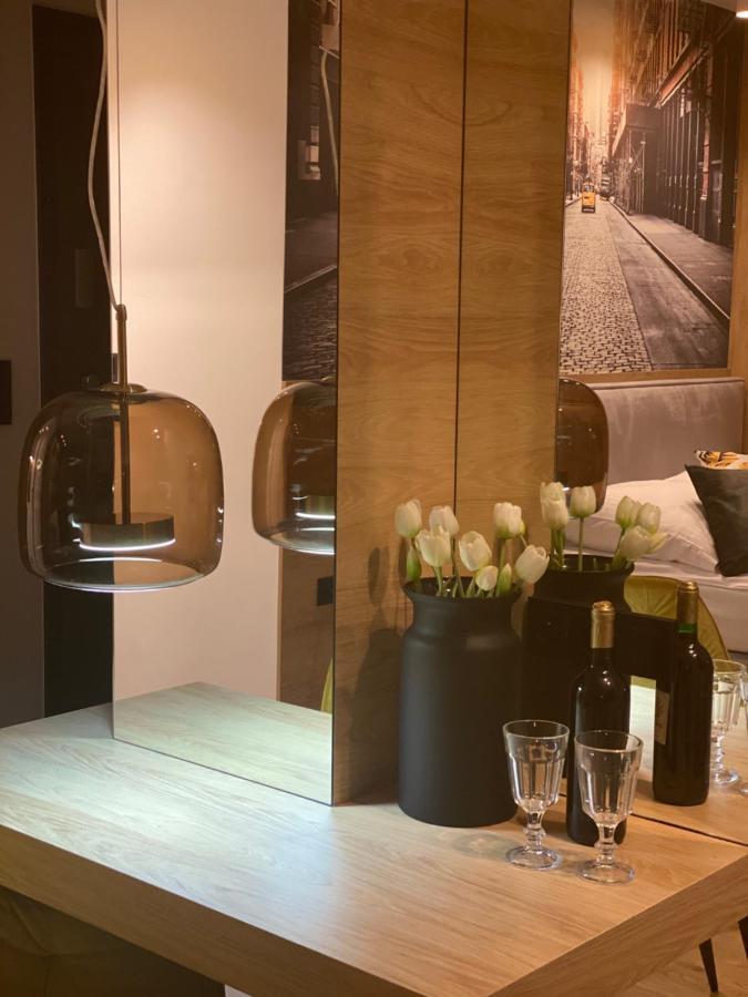 Family & Business Elegant Apartments Ventus IX Wiekow- Centrum Downtown New! كيلتشي المظهر الخارجي الصورة