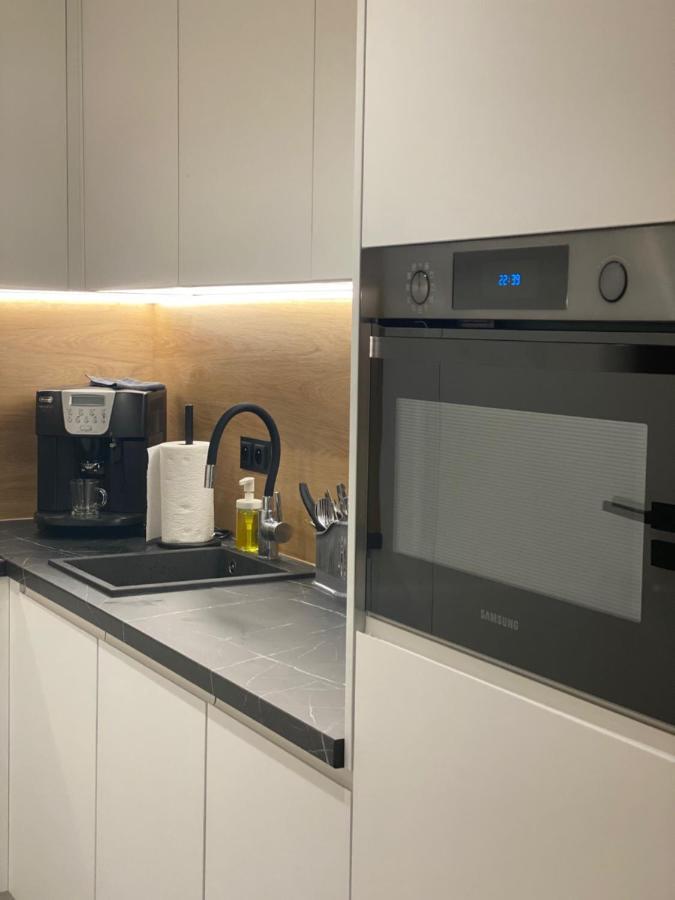Family & Business Elegant Apartments Ventus IX Wiekow- Centrum Downtown New! كيلتشي المظهر الخارجي الصورة