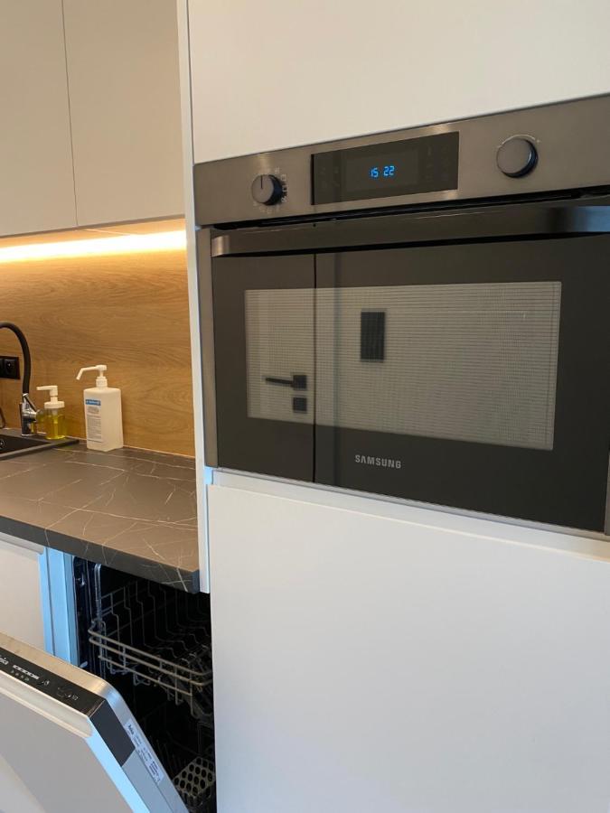 Family & Business Elegant Apartments Ventus IX Wiekow- Centrum Downtown New! كيلتشي المظهر الخارجي الصورة
